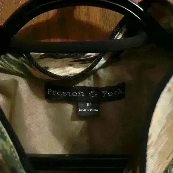 Stunning Preston & York jacket - Picture 3 of 3